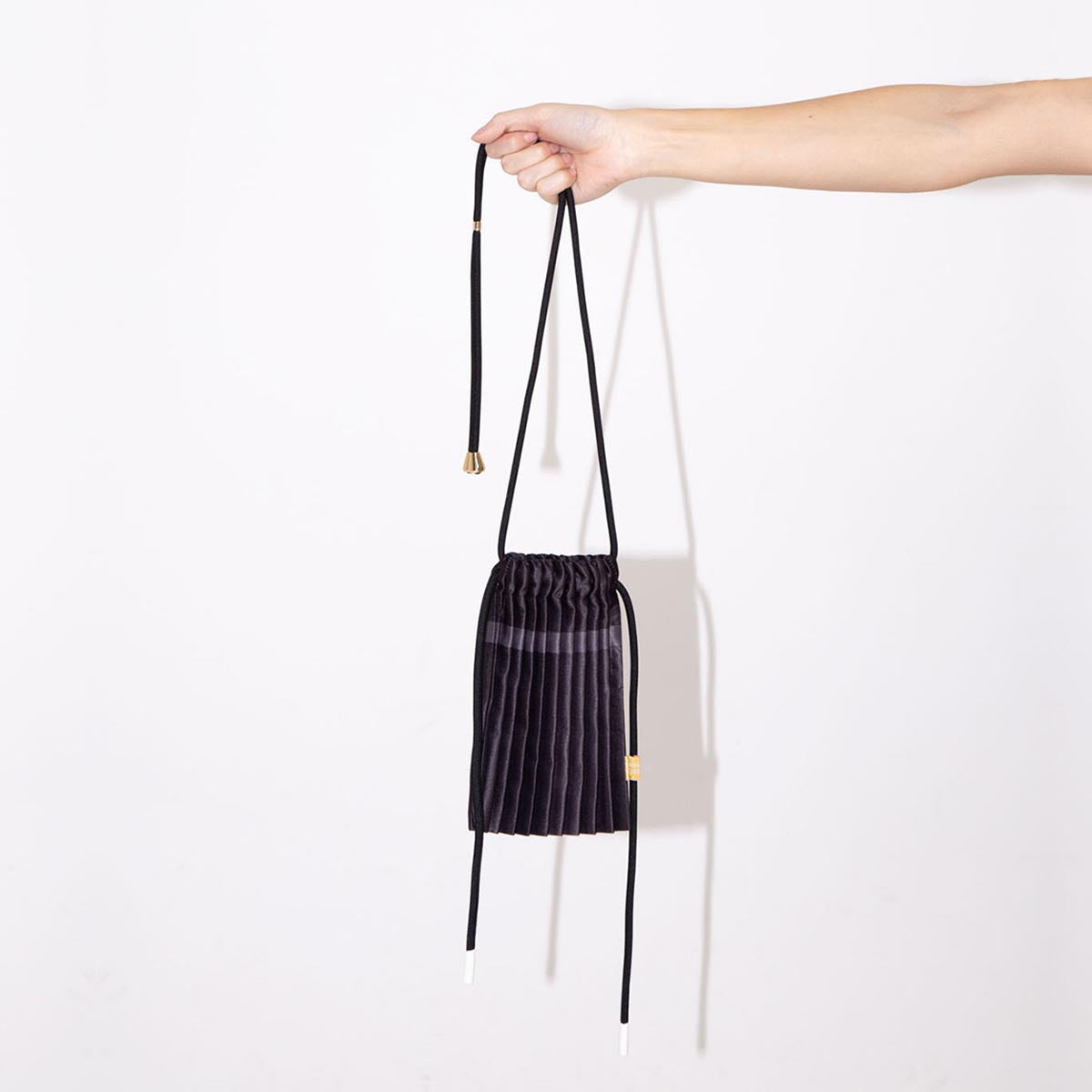 Women's black pleated mini bag - Made in Italy | Multitudes – habbot