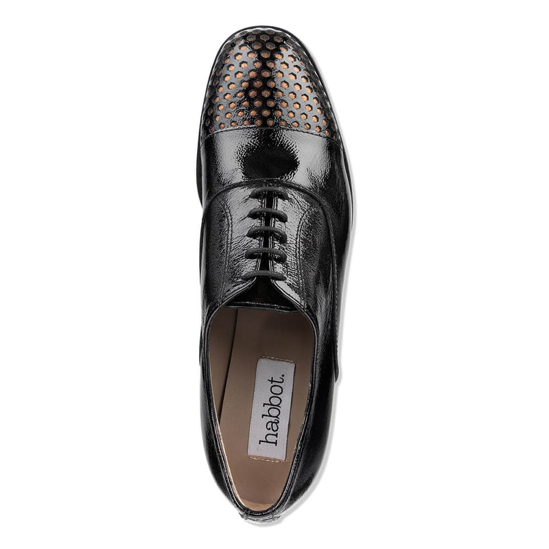 needle - brown black