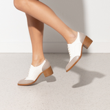 pantone - taupe